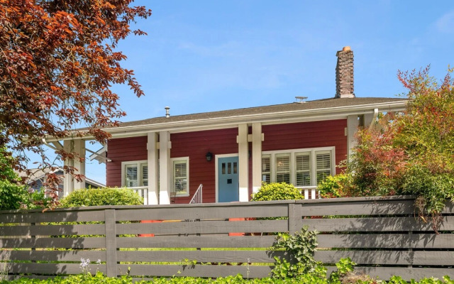 Seattle Vacation Home: Montlake 7 Bedroom