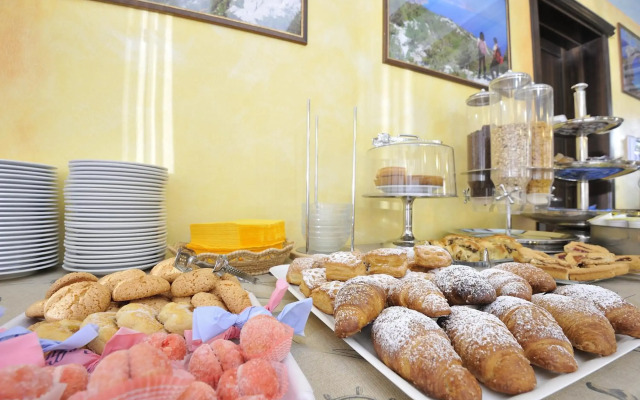 Nicoletta Hotel