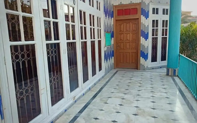 Shahi Palace Guest House