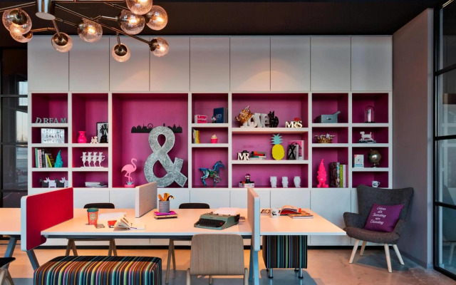 Moxy Vienna Airport