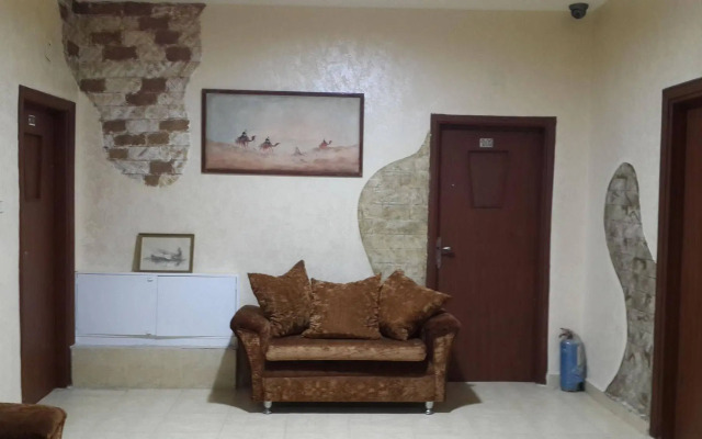 Caravan Hotel