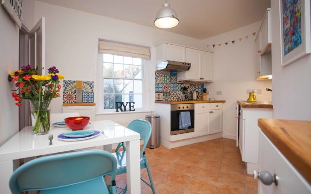 Super central flat in Rye