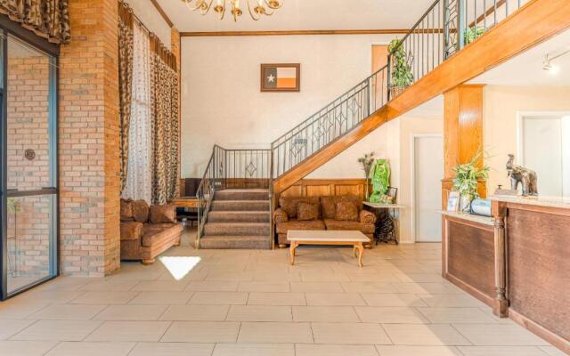 OYO Hotel Jefferson TX Hwy 59