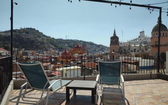 Terrazas de la Alameda - Panoramic Aparthotel by Lunian