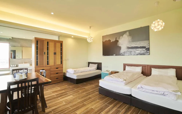 First Shanhai Hotel