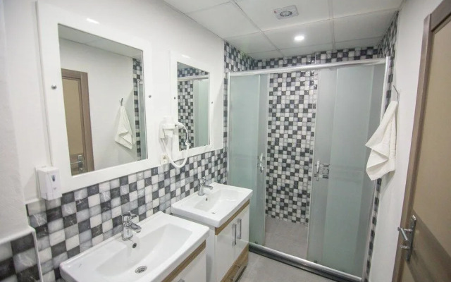 Staron Otel