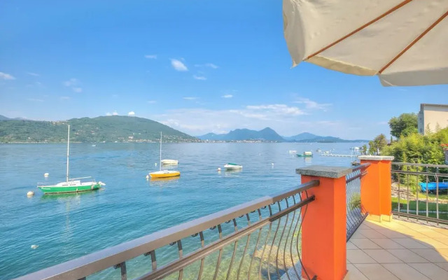 Red House Terrace Private Beach