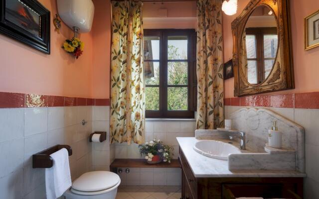 Casale Dei Girasoli 14