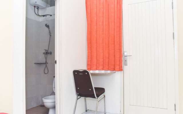 RedDoorz Syariah near Exit Tol Waru