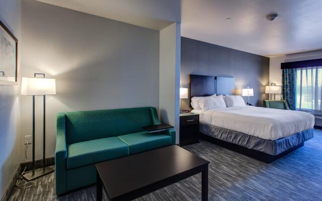 Holiday Inn Express & Suites Gatesville - N. Ft Hood by IHG