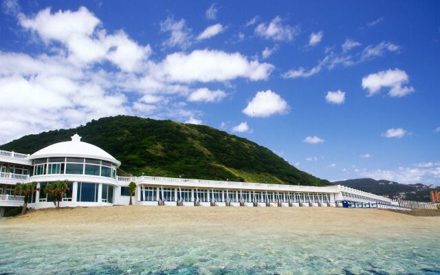 White House Beach Hotspring Resort