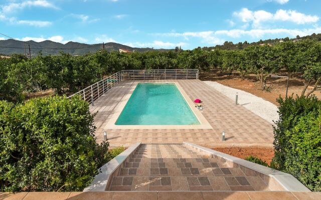 Light Filled Spacious Private Villa with Pool