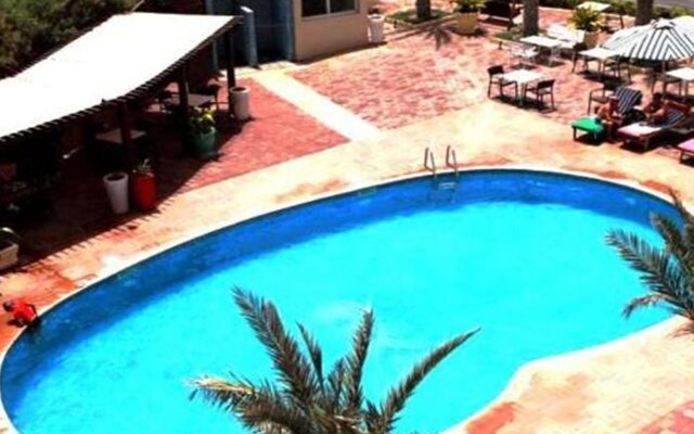 Acacias Hotel