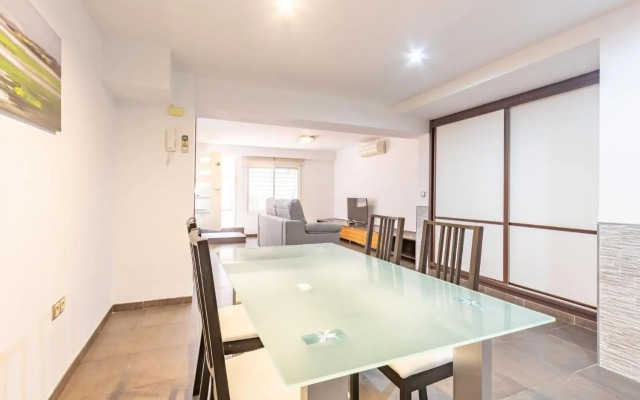 Alhondiga Oasis Suite by Valcambre