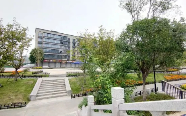 Yingshan Yuehao Hotel – Outside – Nanchong