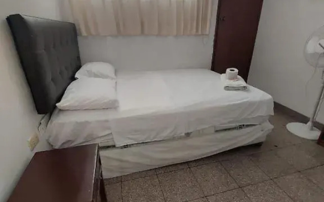 Suite Plaza Hostal