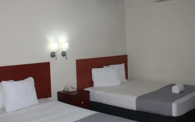 Отель Windsor Plaza