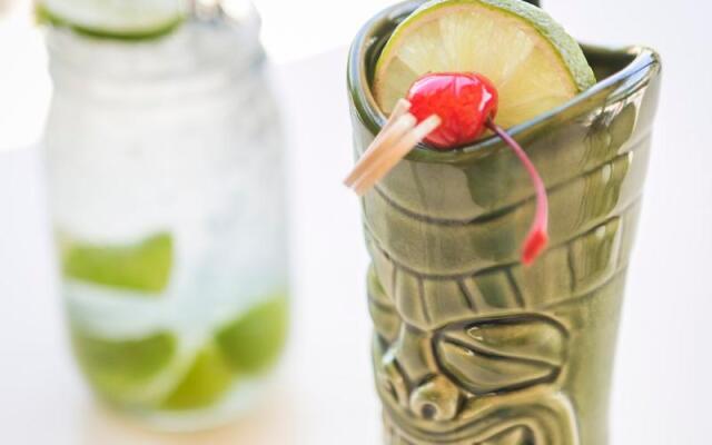 Metaxatos Apartments