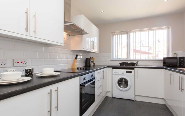 Townhouse @ 55 Brooklyn St