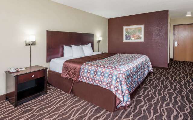 Days Inn & Suites by Wyndham Casey