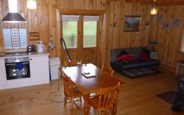 Belan Lodge - Courtyard Accommodation,"The John Hariffs"