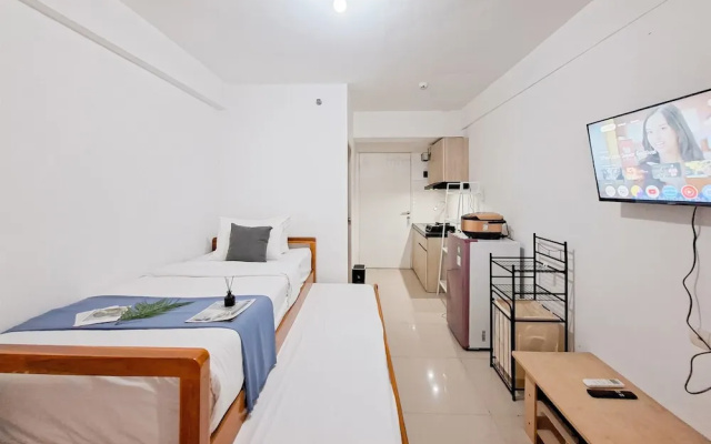Minimalist Studio At Urbantown Serpong Apartment – Guest Rooms – South Tangerang