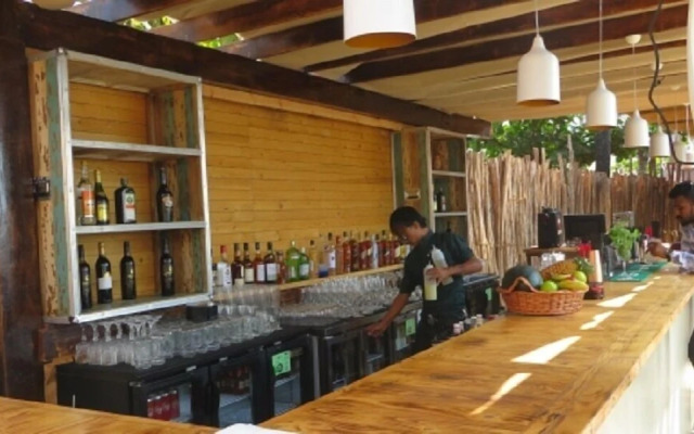 Larive Beach Resort