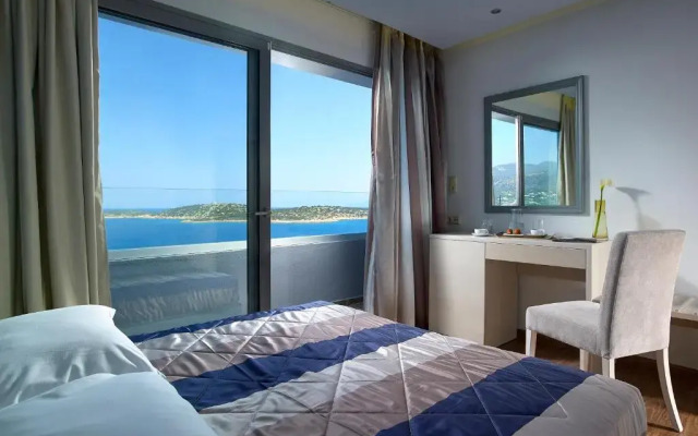 Mistral Bay Hotel