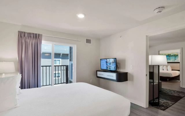 WaterWalk Extended Stay by Wyndham Charlotte - Arrowood