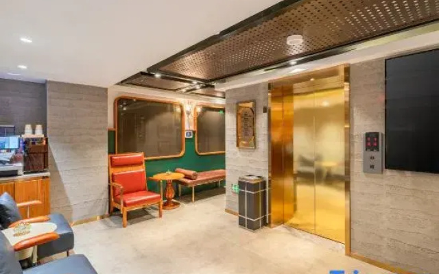 James Joyce Coffetel Hotel (Beijing Zhongguancun Subway Station Peking University)
