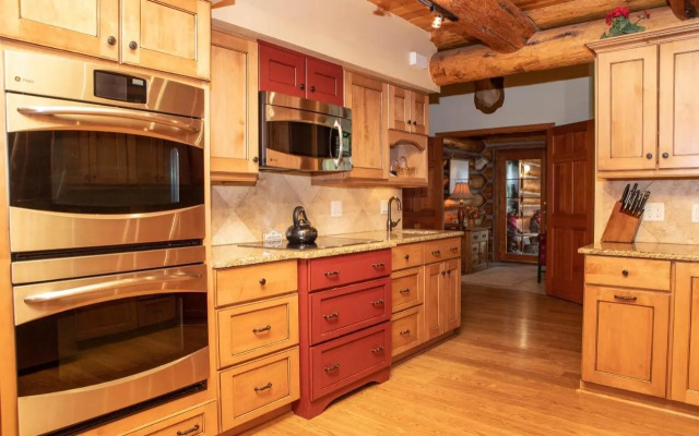 13 Bear Tree Court Condo