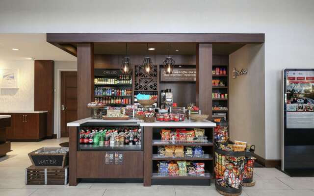 Hilton Garden Inn Melville