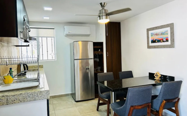 Meson del Capitan Apartments