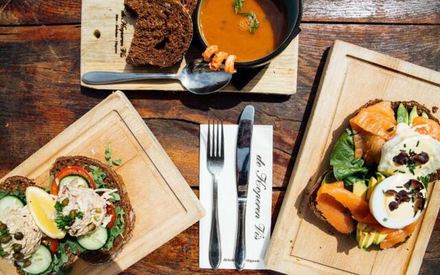 Harbour Suites Boutique Hotel