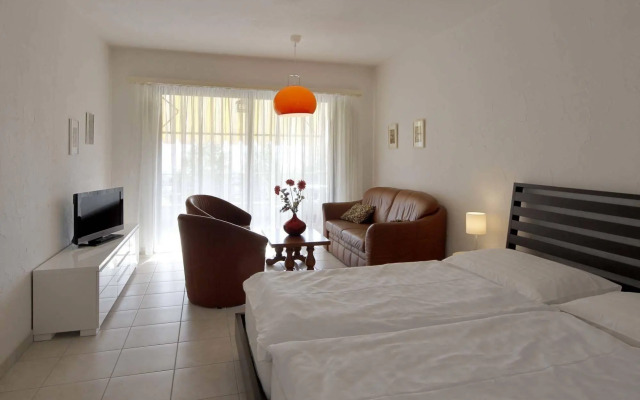 Aparthotel al Lago