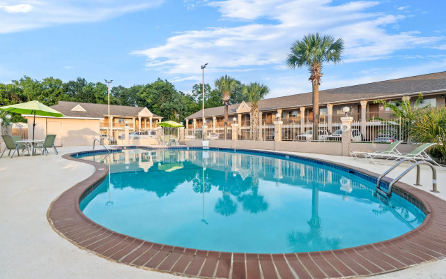 Days Inn by Wyndham Nacogdoches/SFA University/Downtown