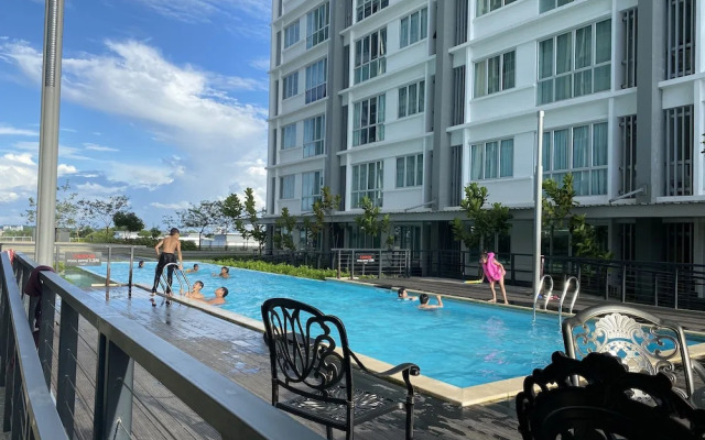 MetroCity Staycation