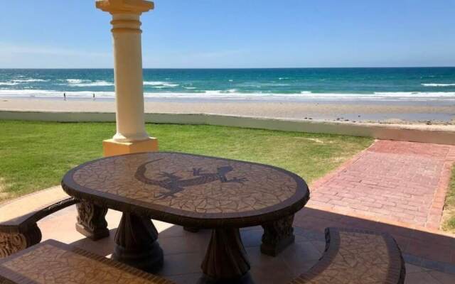 Villa 4 - 3 Br Villa