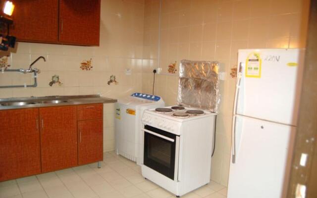 Al Eairy Furnished Apartments Jeddah 5