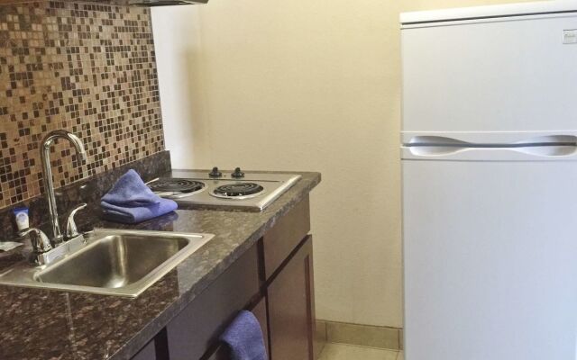 Americas Best Value Inn Romulus Detroit Airport