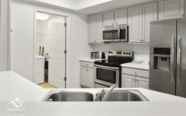 Picture Perfect 2 Bedroom Condo by RedAwning