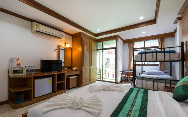 Magnific Guesthouse Patong