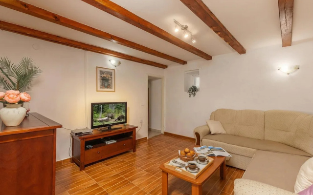 House Papinka With Private Pool & Garden