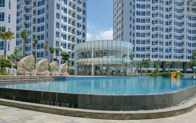 Stylish Studio Puri Mansion Apartment