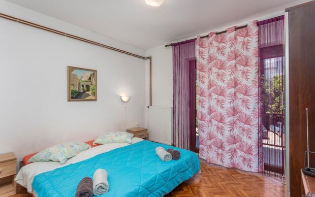 Beautiful Home in Njivice With Wifi and 2 Bedrooms