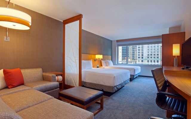 Hyatt Place Chicago/River North