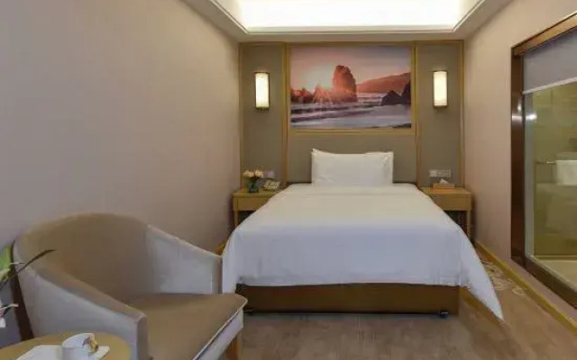 Vienna Hotel (Zhanjiang Mazhang high speed railway station store)
