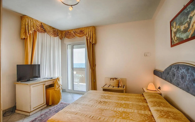 Hotel Elpiro