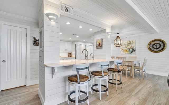 Waterview Towers 201