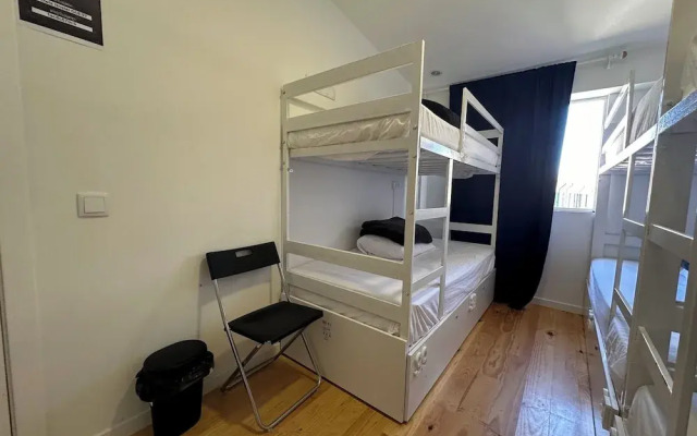 Owls Hostel Ribeiro